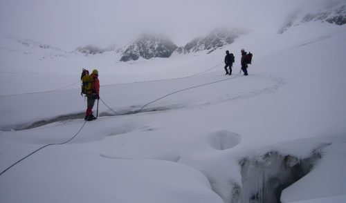 Artikelbild zu Artikel Jetzt anmelden zum Eisgrundkurs 2025